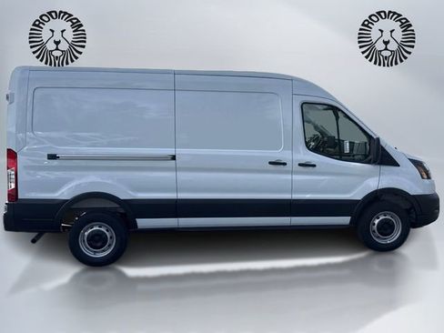 New 2026 Ford Transit 250 148 Medium Roof image 4