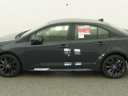 New 2026 Toyota Corolla SE FWD image 3