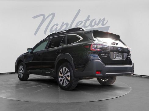 Used 2024 Subaru Outback Premium AWD/4WD image 7