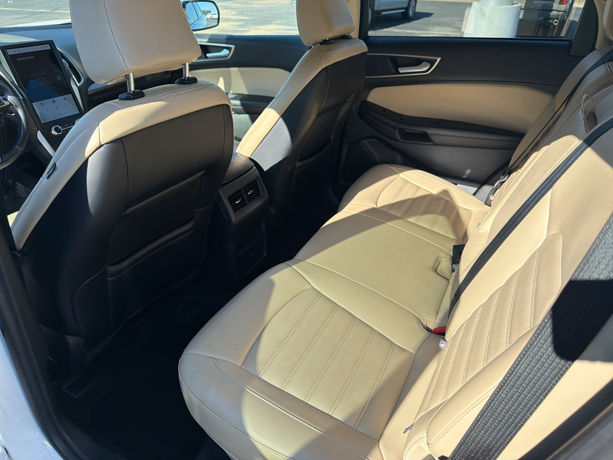 Used 2024 Ford Edge SEL AWD/4WD image 11