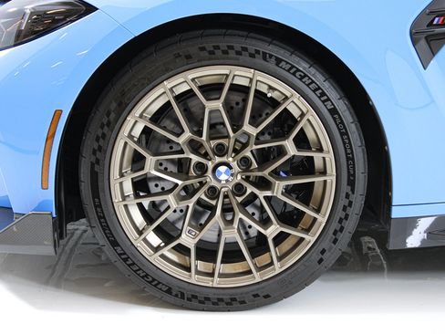 Used 2025 BMW M4 CS AWD/4WD image 17