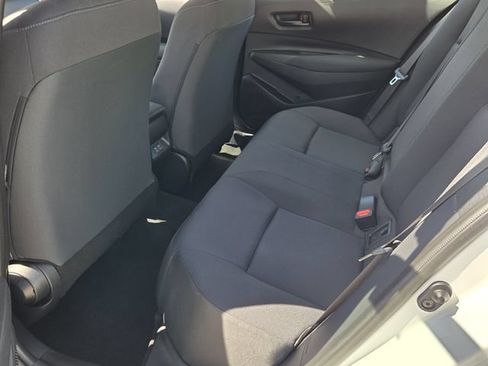 Used 2025 Toyota Corolla LE FWD image 11
