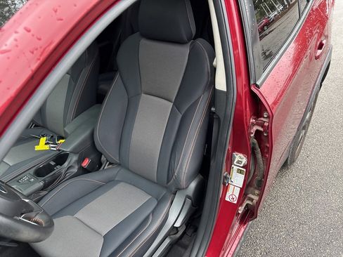 Used 2018 Subaru Crosstrek 2.0i Premium w/ Moonroof Package image 2