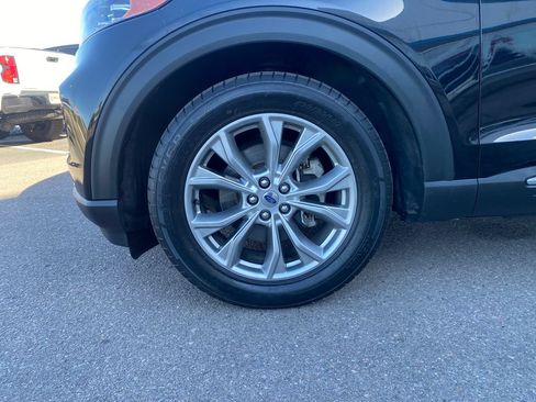 Used 2021 Ford Explorer Limited w/ Equipment Group 301A RWD image 26