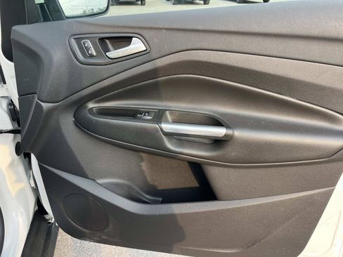 Used 2016 Ford C-MAX SEL w/ Equipment Group 302A FWD image 21