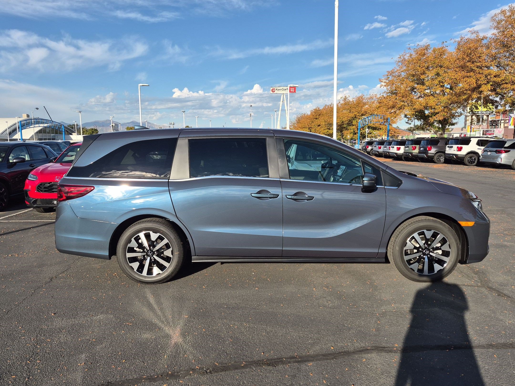 New 2027 Honda Odyssey EX-L image 2