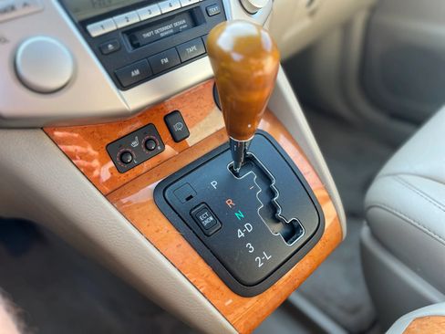 Used 2005 Lexus RX 330 AWD image 21