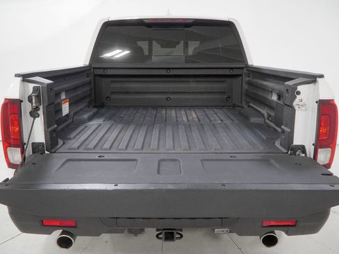 Used 2023 Honda Ridgeline RTL image 9