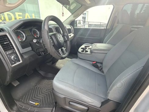 Used 2019 RAM 1500 Express RWD image 10