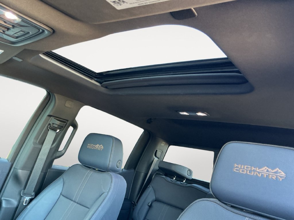 Certified 2023 Chevrolet Silverado 1500 High Country w/ High Country Premium Package AWD/4WD image 17