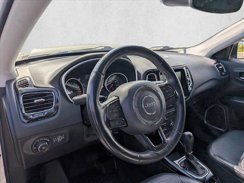 Used 2019 Jeep Compass Limited FWD image 10
