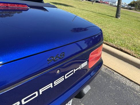 Used 1992 Porsche 968 Cabriolet RWD image 19