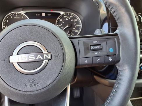 Certified 2024 Nissan Pathfinder SL image 10