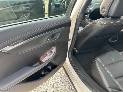 Used 2014 Chevrolet Impala LTZ image 11