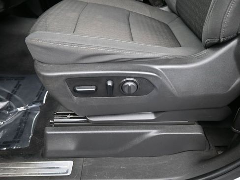 Used 2022 GMC Sierra 2500 SLE w/ SLE Convenience Package image 15