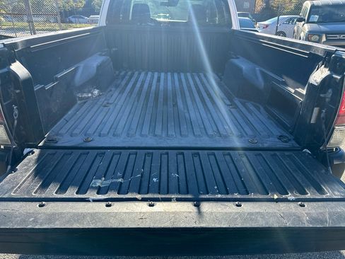 Used 2020 Toyota Tacoma SR5 image 24