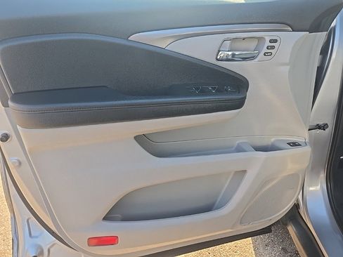 Used 2022 Honda Pilot Special Edition image 12