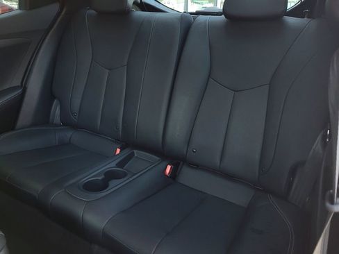 Used 2016 Hyundai Veloster Turbo image 10