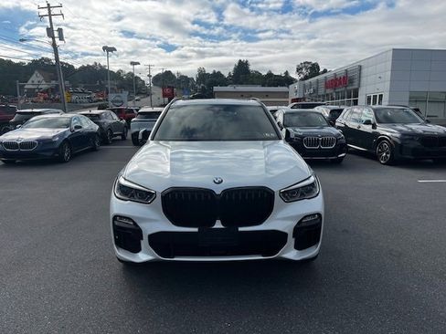 Used 2021 BMW X5 xDrive40i w/ M Sport Package image 2