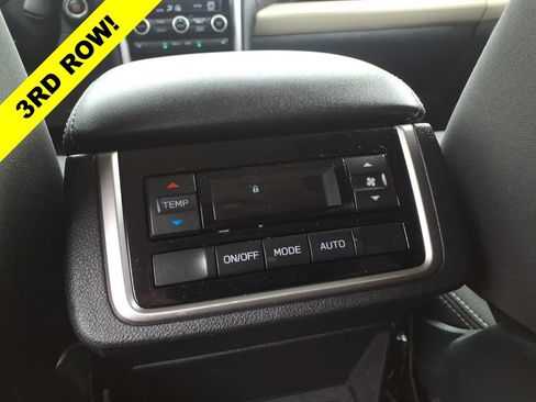 Used 2022 Subaru Ascent Premium w/ Convenience Package AWD/4WD image 30