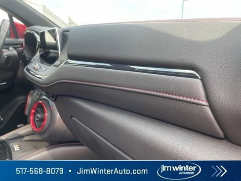 Certified 2021 Chevrolet Blazer RS w/ Enhanced Convenience Package AWD/4WD image 16