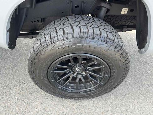 Used 2019 Toyota Tacoma TRD Sport w/ TRD Premium Sport Package image 38