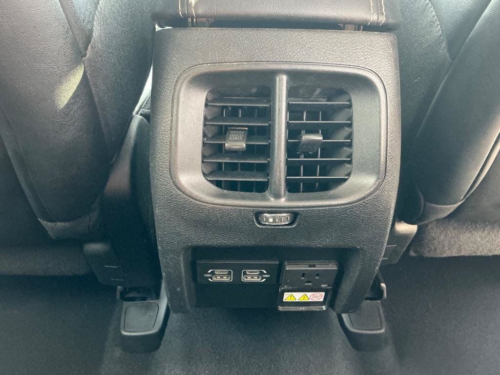 Used 2023 Jeep Cherokee Altitude Lux AWD/4WD image 12