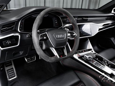 Used 2022 Audi RS 6 w/ Executive Package image 29