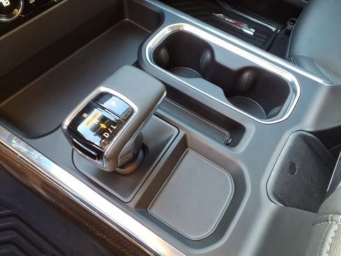 Used 2023 Chevrolet Silverado 1500 LT Trail Boss w/ Convenience Package II image 18