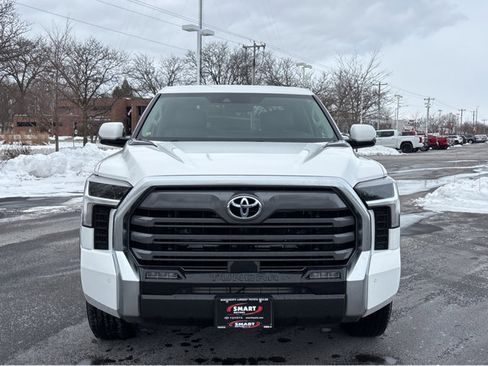 Used 2022 Toyota Tundra Limited image 9