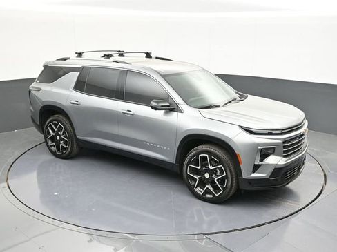New 2025 Chevrolet Traverse High Country FWD image 63