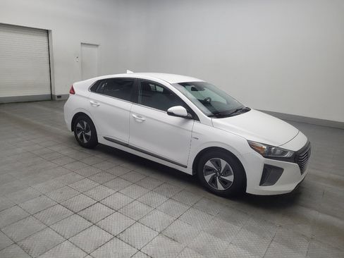 Used 2017 Hyundai Ioniq SEL w/ Tech Package 02 FWD image 11