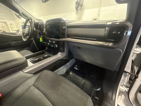 Used 2024 Ford F150 XLT w/ Mobile Office Package image 29