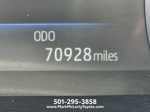 Used 2022 Toyota Highlander XLE FWD image 24