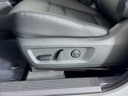 New 2026 Nissan Rogue SV FWD image 20