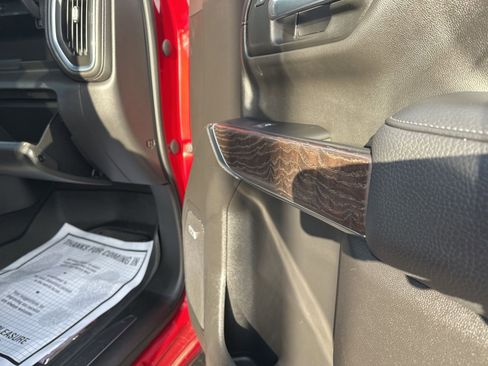 Used 2022 GMC Sierra 1500 Denali w/ Denali Premium Package image 32