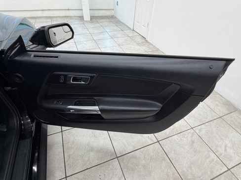 Used 2020 Ford Mustang GT RWD image 16