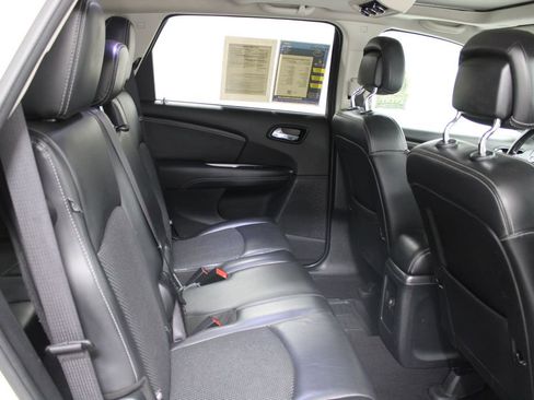 Used 2020 Dodge Journey Crossroad image 23