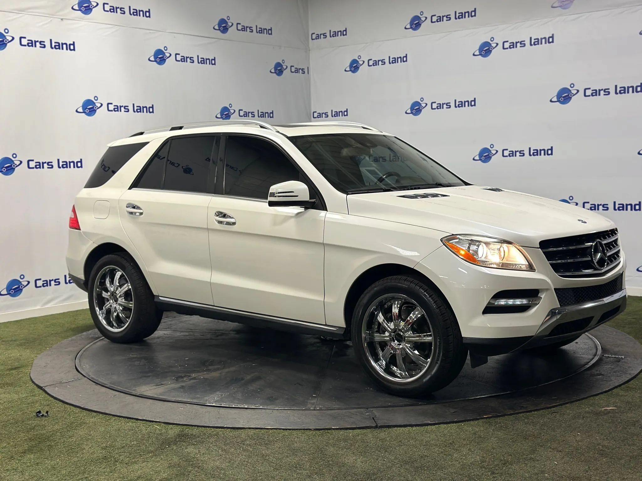 Used 2013 Mercedes-Benz ML 350 4MATIC image 2