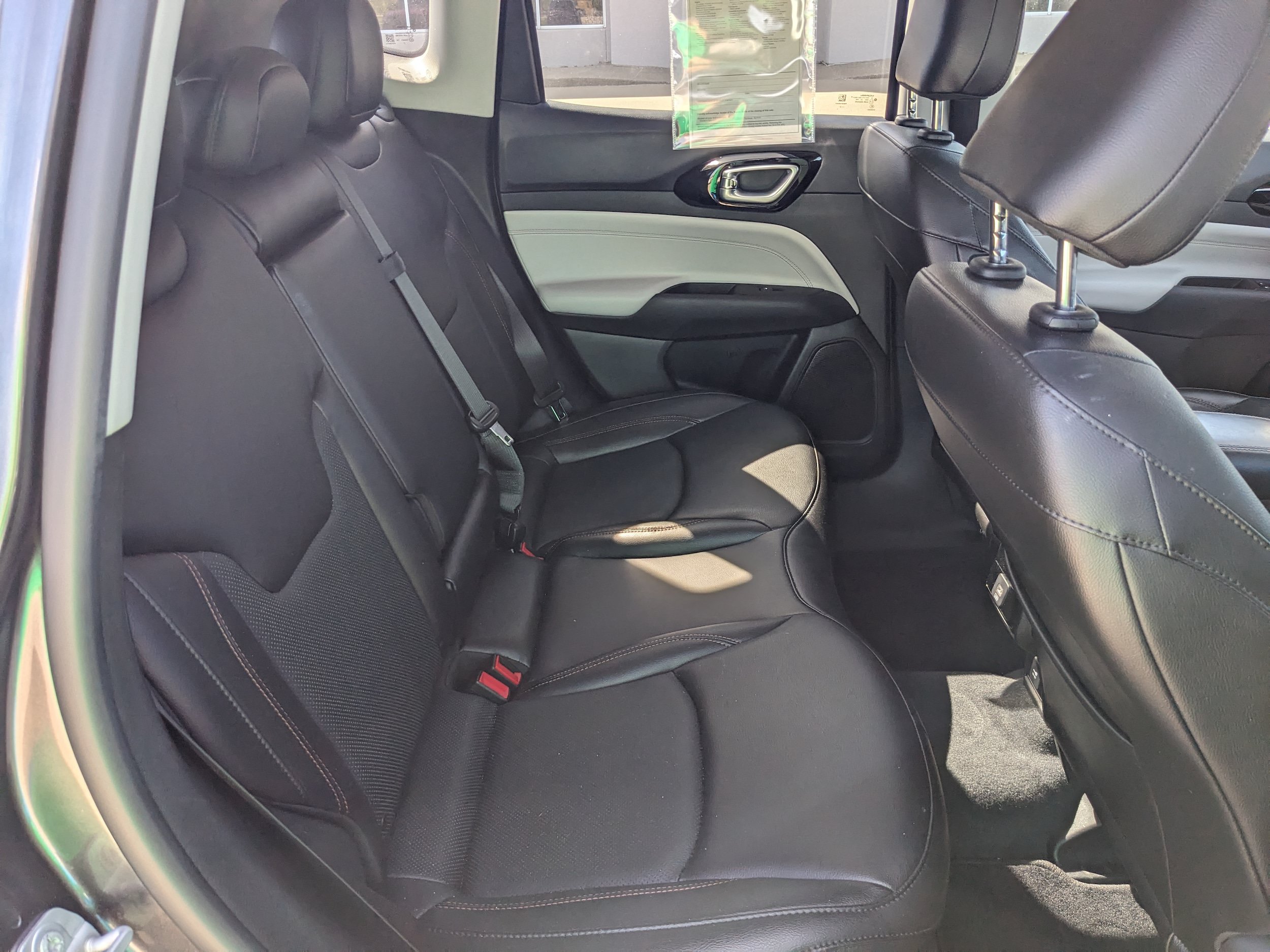Used 2022 Jeep Compass Limited AWD/4WD image 39