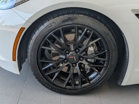 Certified 2017 Chevrolet Corvette Stingray Coupe w/ 1LT image 4