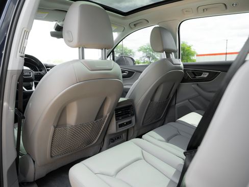 Certified 2022 Audi Q7 3.0T Premium Plus AWD/4WD image 24