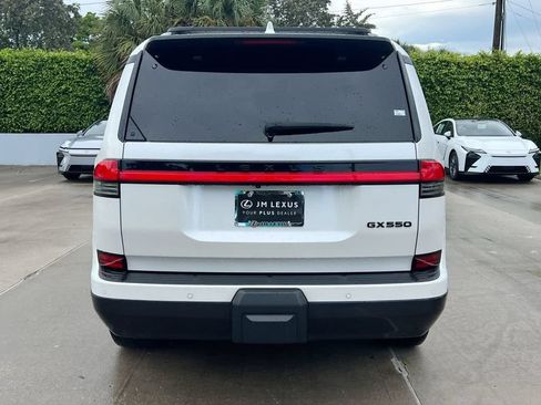 Certified 2025 Lexus GX 550 w/ Accessory Package (31) AWD/4WD image 6