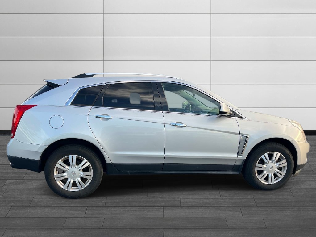 Used 2016 Cadillac SRX Luxury FWD image 6
