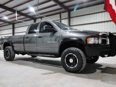 Used 2003 Dodge Ram 2500 Truck SLT image 16