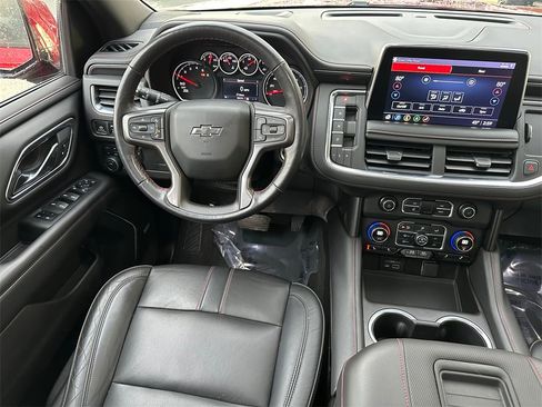 Used 2021 Chevrolet Suburban RST w/ Luxury Package image 54