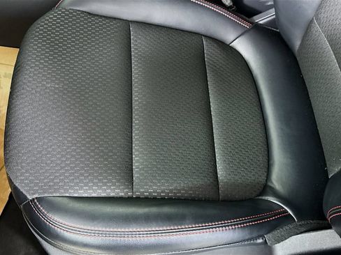 Used 2025 Ford Escape ST-Line AWD/4WD image 20