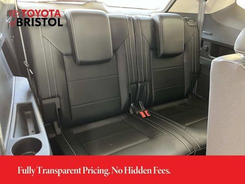 Used 2023 Volkswagen Atlas SE AWD/4WD image 19