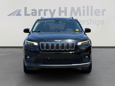 Used 2019 Jeep Cherokee Latitude Plus AWD/4WD image 4