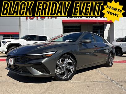 Used 2025 Hyundai Elantra Limited